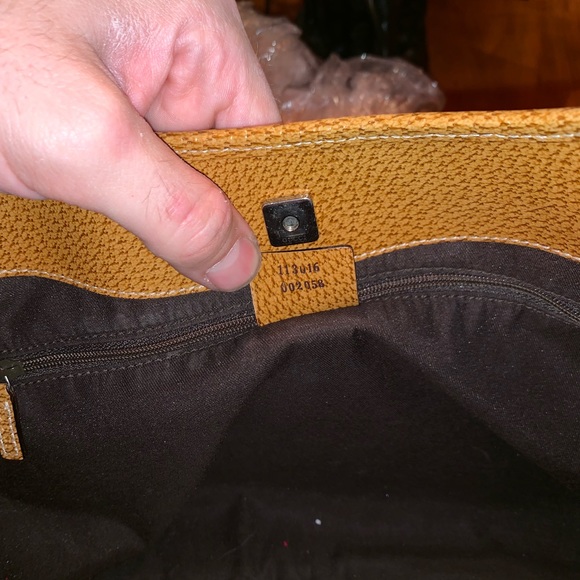 Gucci 100% Authentic Handbag - Picture 6 of 8